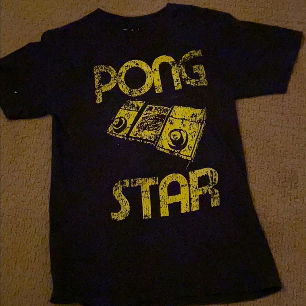 A Pong Star t shirt